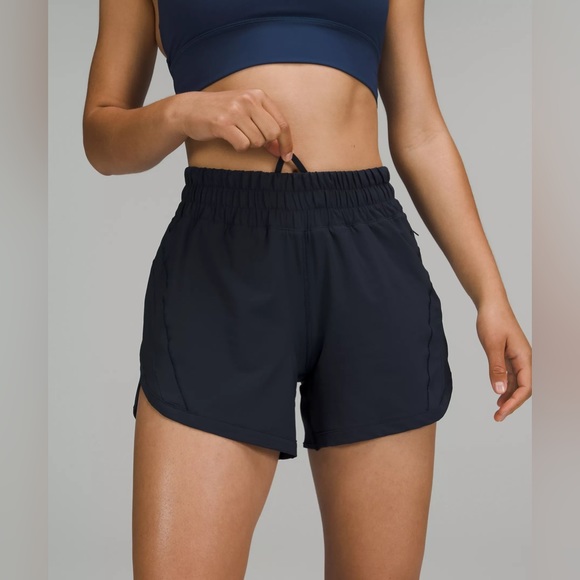 Track That Shorts 5” Mid Rise - Picture 3 of 4